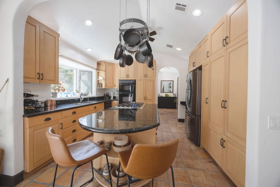 K0017-Kitchen