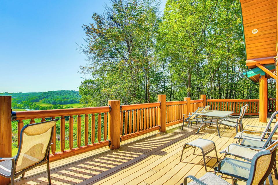 Private Deck | River Views