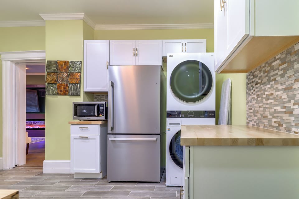 Washer & Dryer