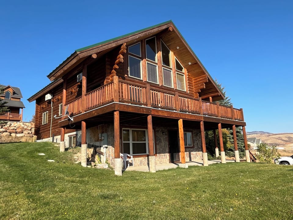 ElkRidge Cabin Lodge