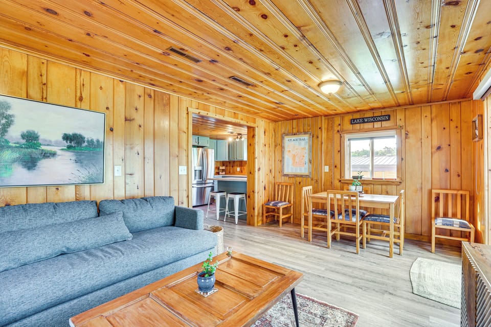 Lodi Vacation Rental | 2BR | 1BA | 1,000 Sq Ft | 1 Step Required