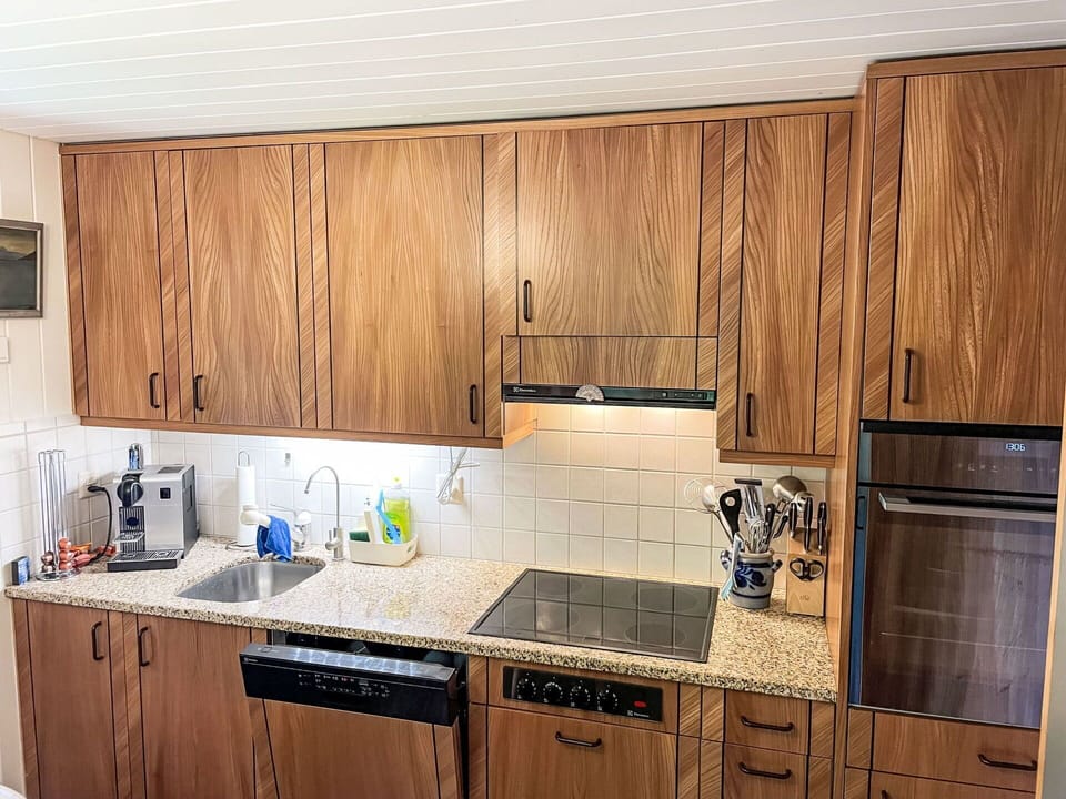 Brown, Cabinetry, Countertop, Kitchen Sink, Tap, Building, Sink, Kitchen, Kitchen Stove, Wood