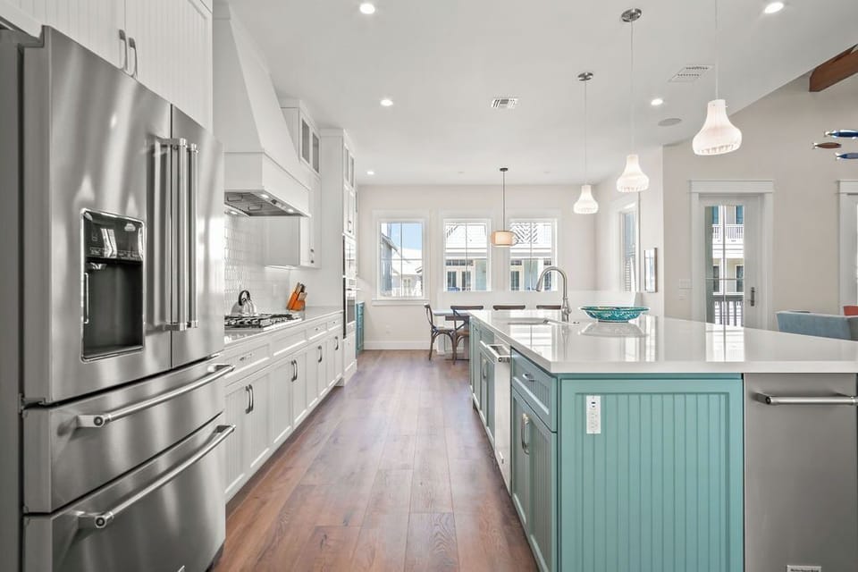 Kitchen, 2nd Floor