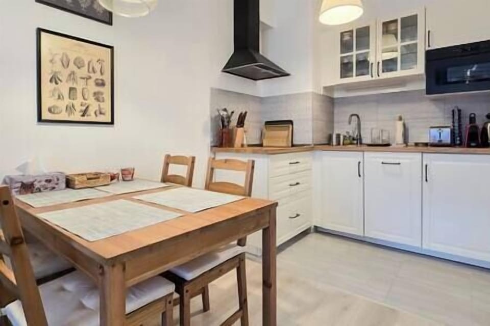 Kitchen (2)
