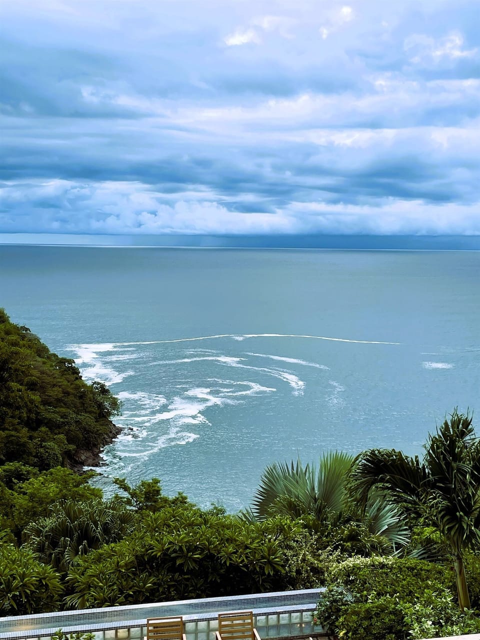 View of the Pacific ocean from the lower terrace