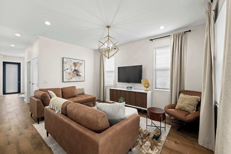 An oasis of warmth and serenity awaits!