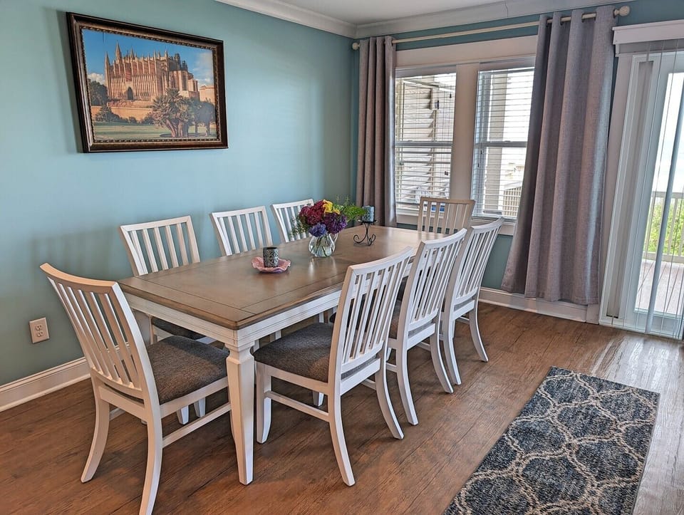 Mallorca @ Topsail Island Dining Room