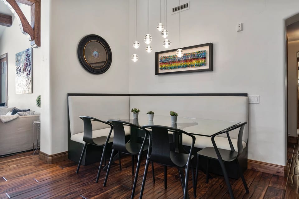 Architecture, Building, Dining Room, Dining Table, Furniture