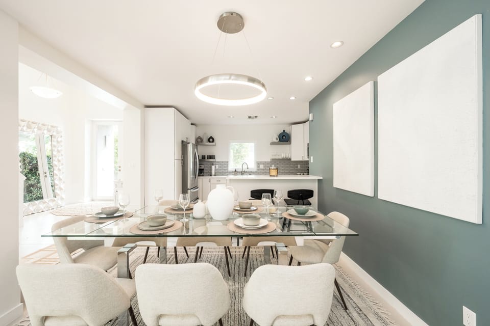Formal Dining 