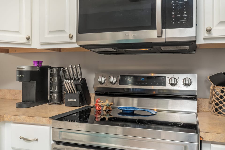 006 Bayou Heron #2B Kitchen Appliances