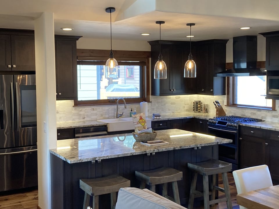 Kitchen with Granite Countertops & Stainless Steel Appliances