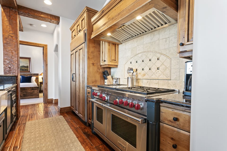 Indoors, Floor, Flooring, Hardwood, Kitchen