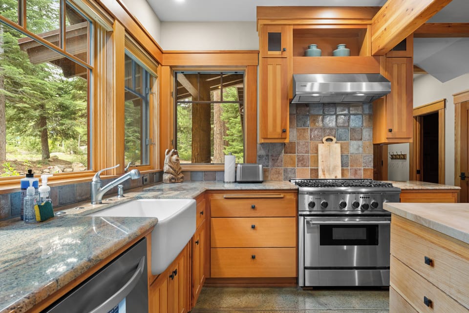 Ample counter and cabinet space in the kitchen.