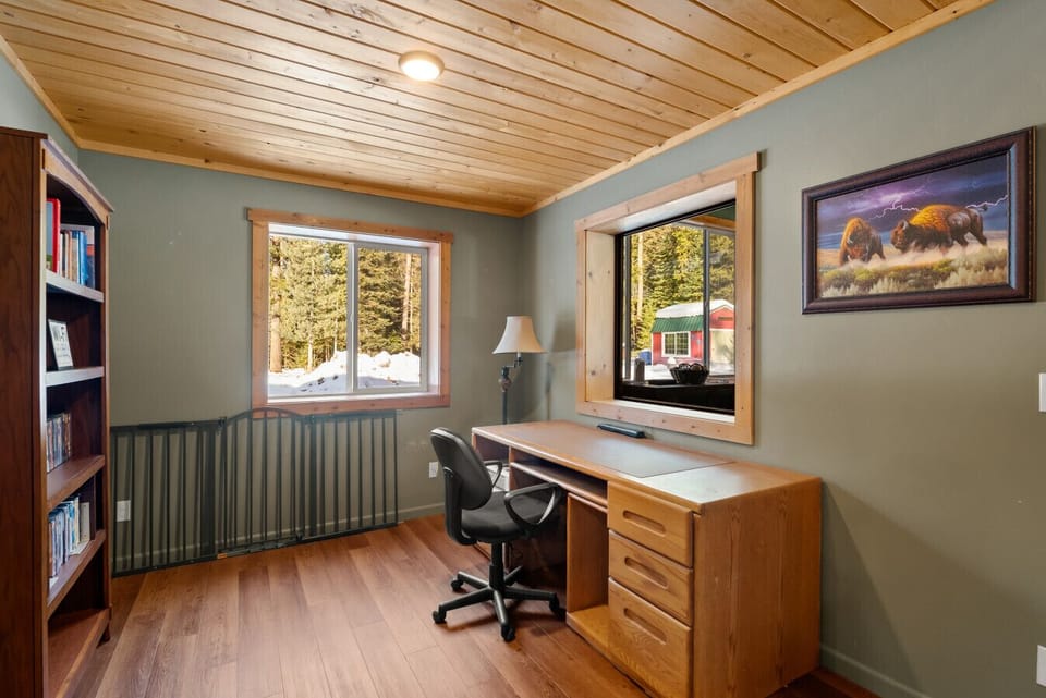 Office Desk with Printer and Great Views!
