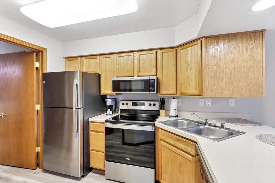 13-print-E Hiawatha Dr 501-S3004-013