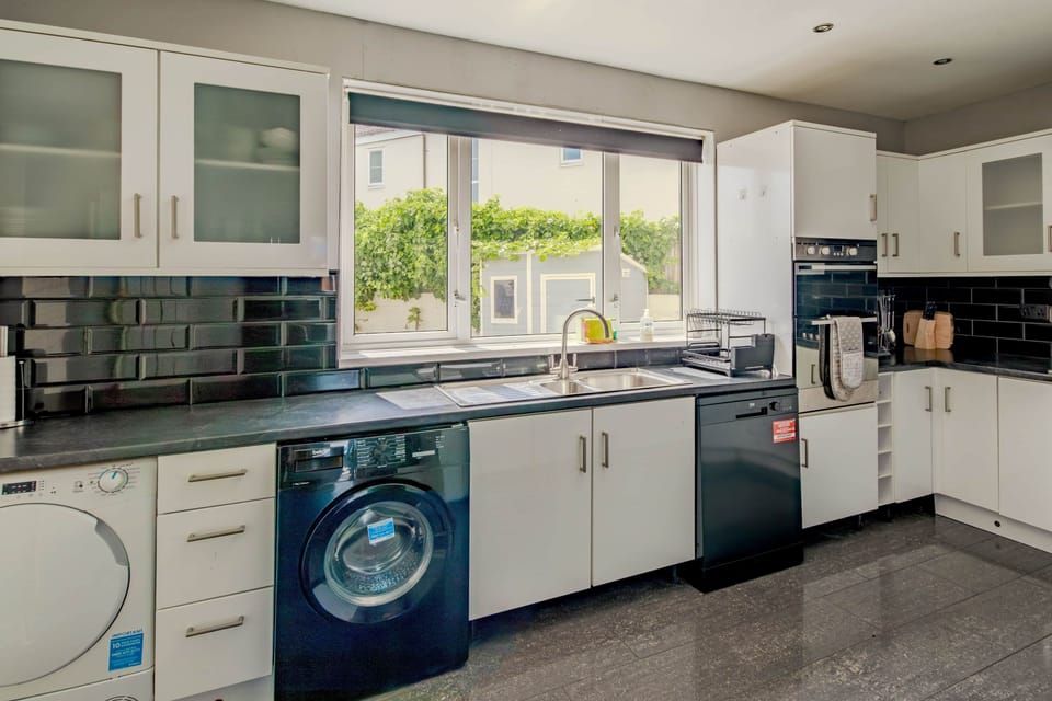 Kitchen (3)