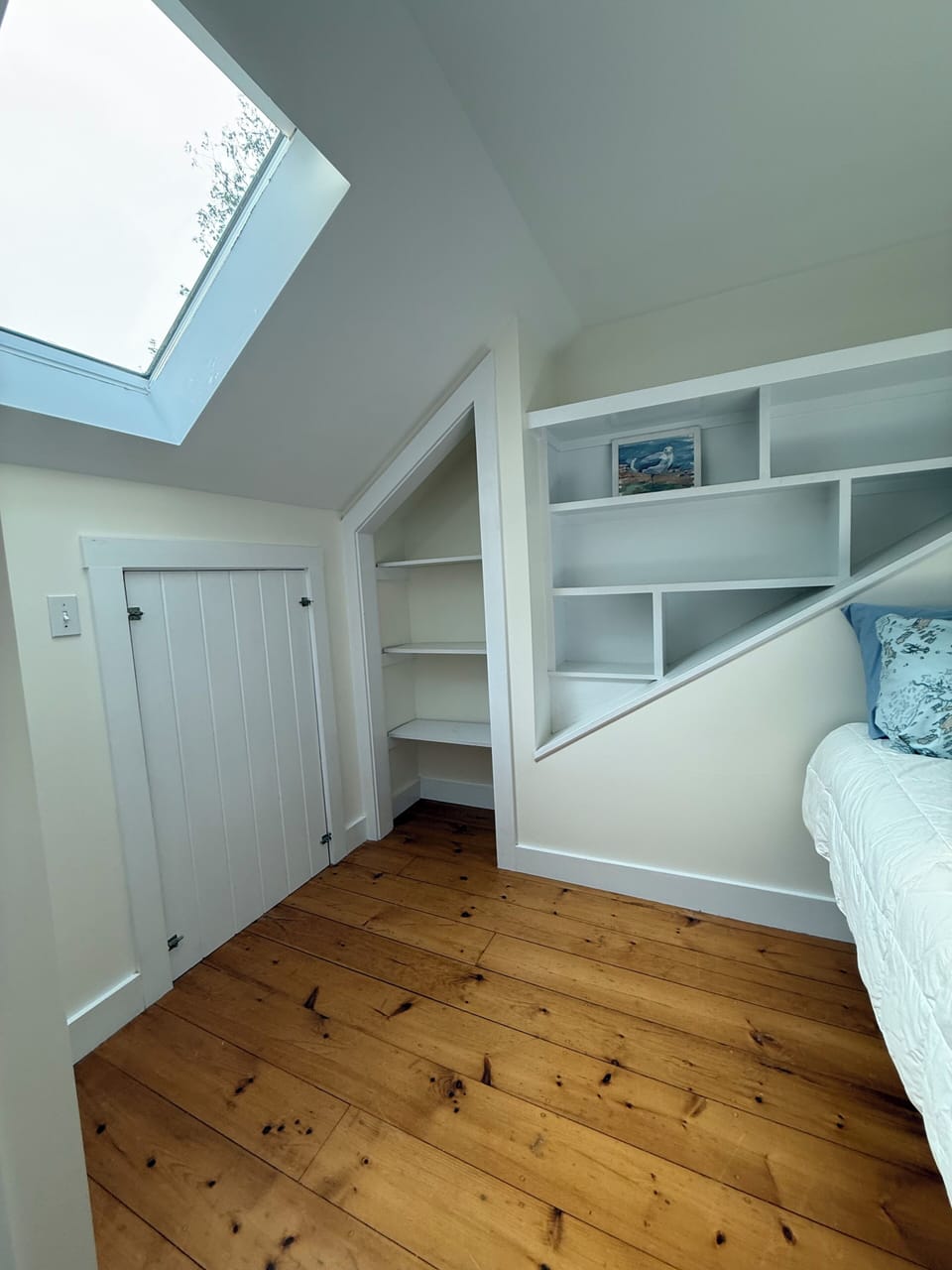 Queen Bedroom