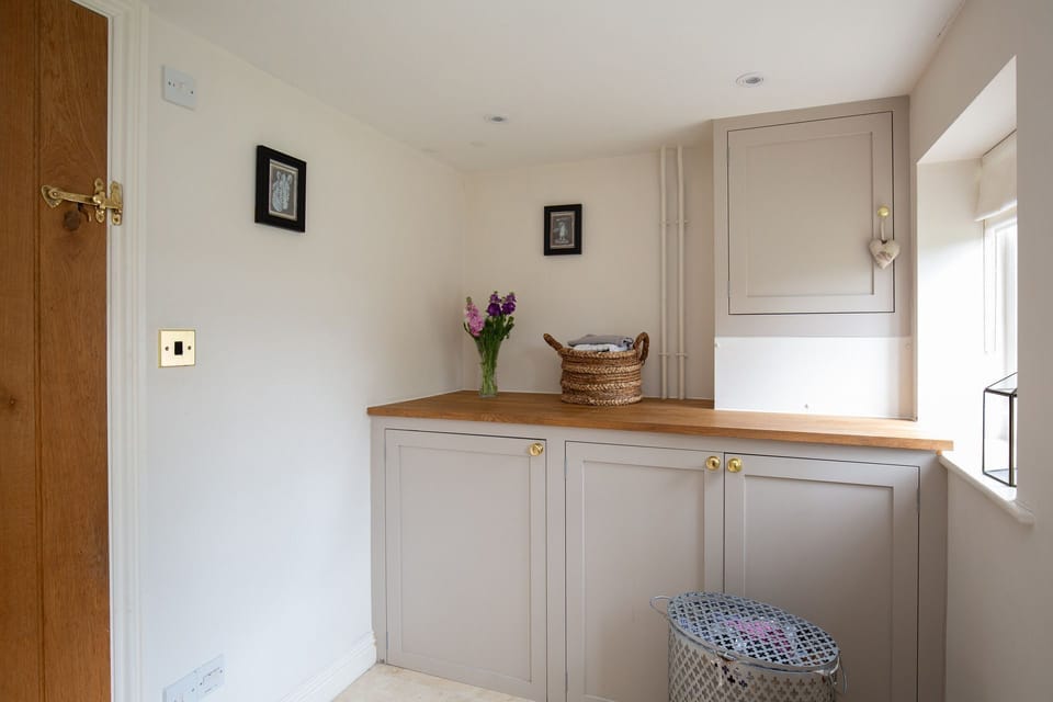 Ford Bank Cottage Utility Room - StayCotswold