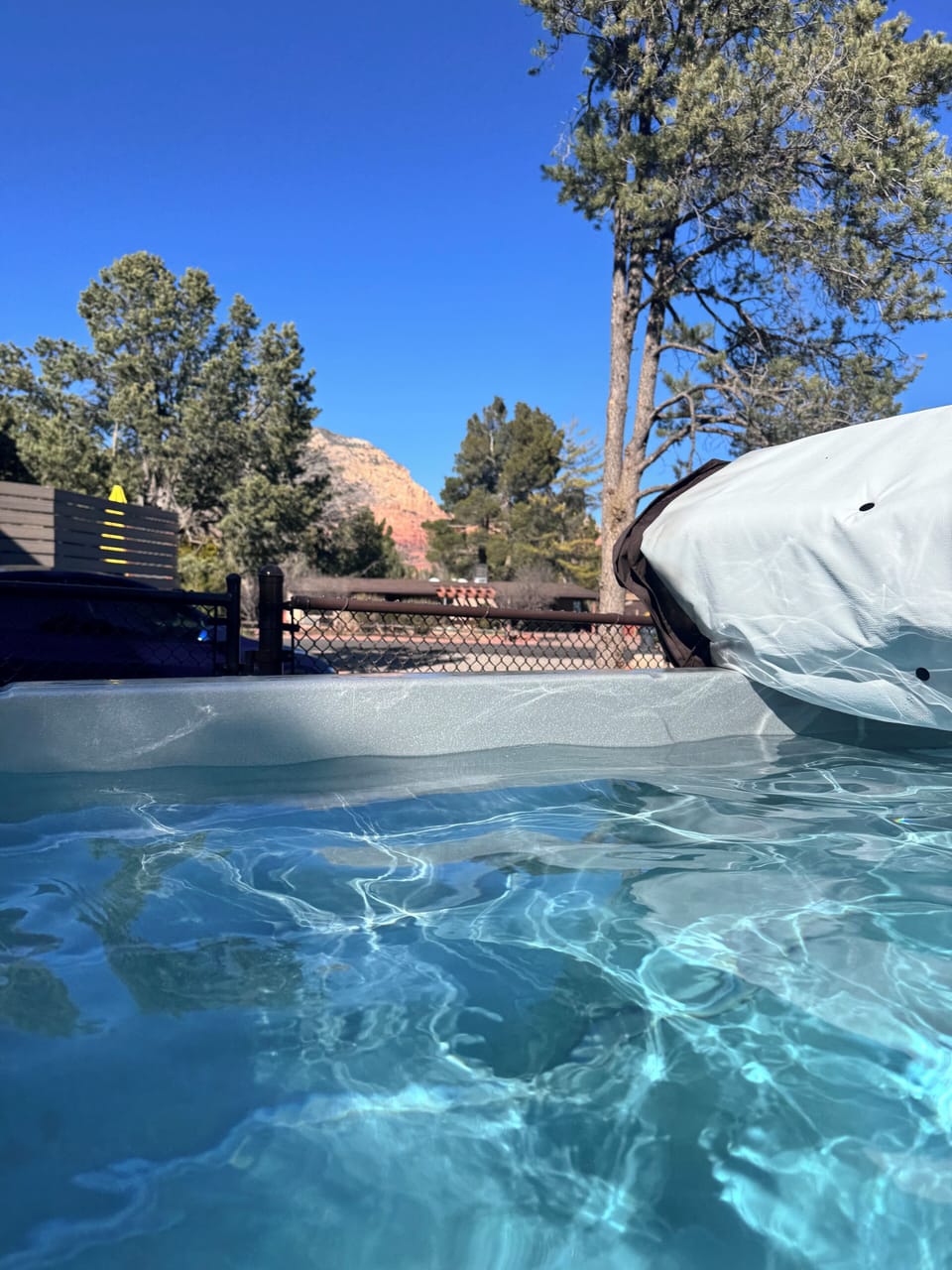 Outdoor spa tub