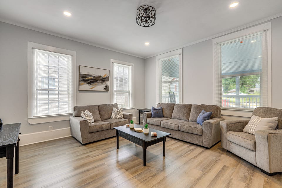 Macon Vacation Rental | 3BR | 3BA | 2 Steps to Enter | 2,100 Sq Ft