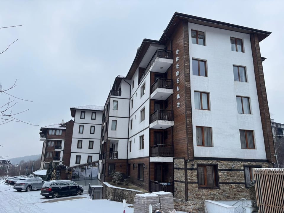 Predela 2 complex