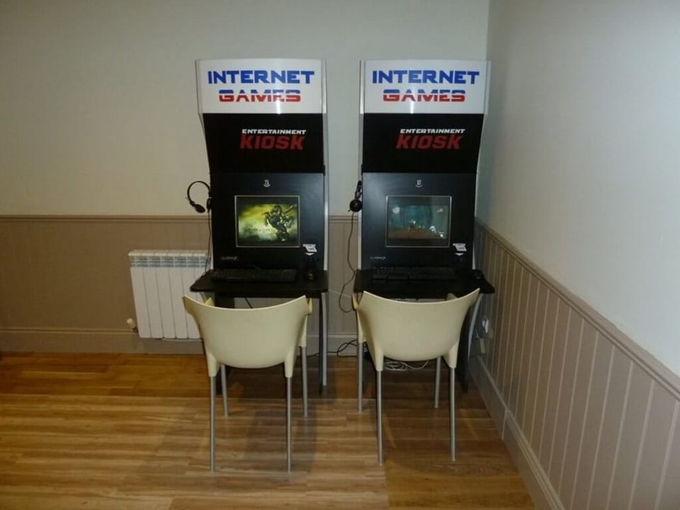communal games room