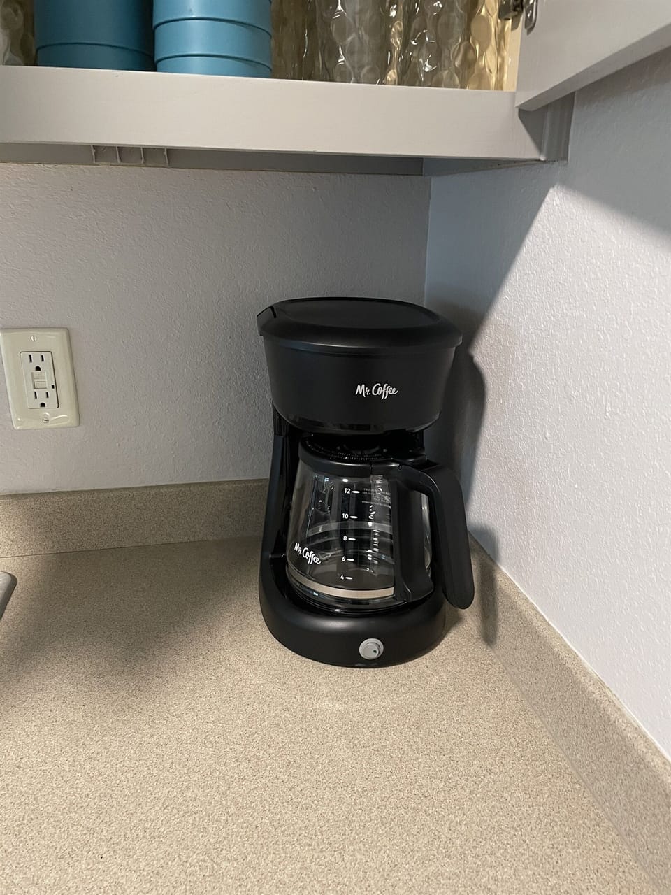 12 cup basket filter coffee maker