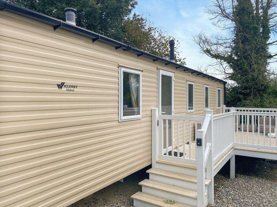 Decking | Sandy Toes, Newquay