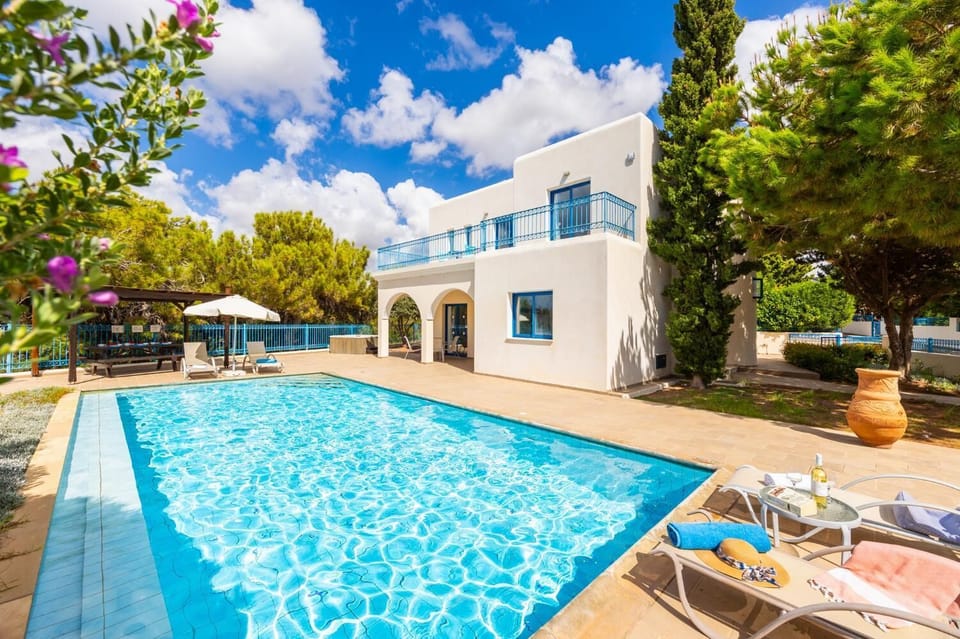 Beautiful villa with private pool and terrace