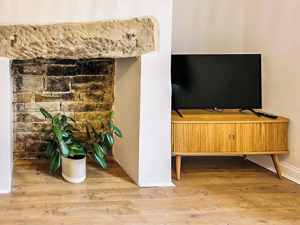 Living room | Saltaire Mill Cottage, Saltaire, near Haworth