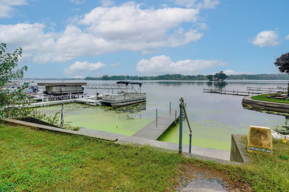 North Webster Vacation Rental | 3BR | 1BA | 1,600 Sq Ft | 3 Steps to Enter