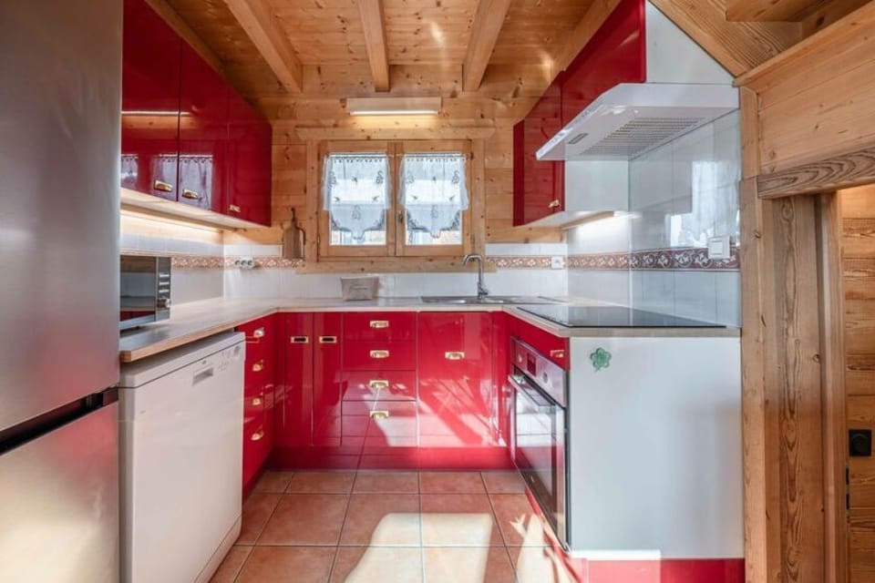 Equipped modern kitchen