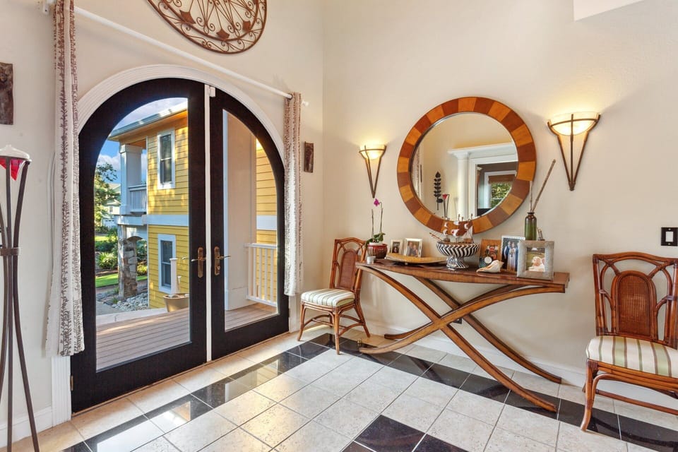 A welcoming entryway greets you as you prepare to start the OBX vacation of your dreams.