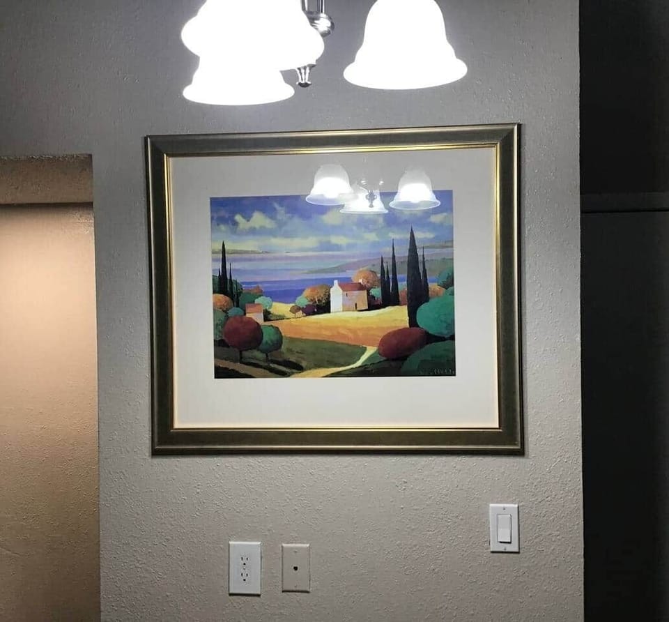 Nice pic for the kitchen. 