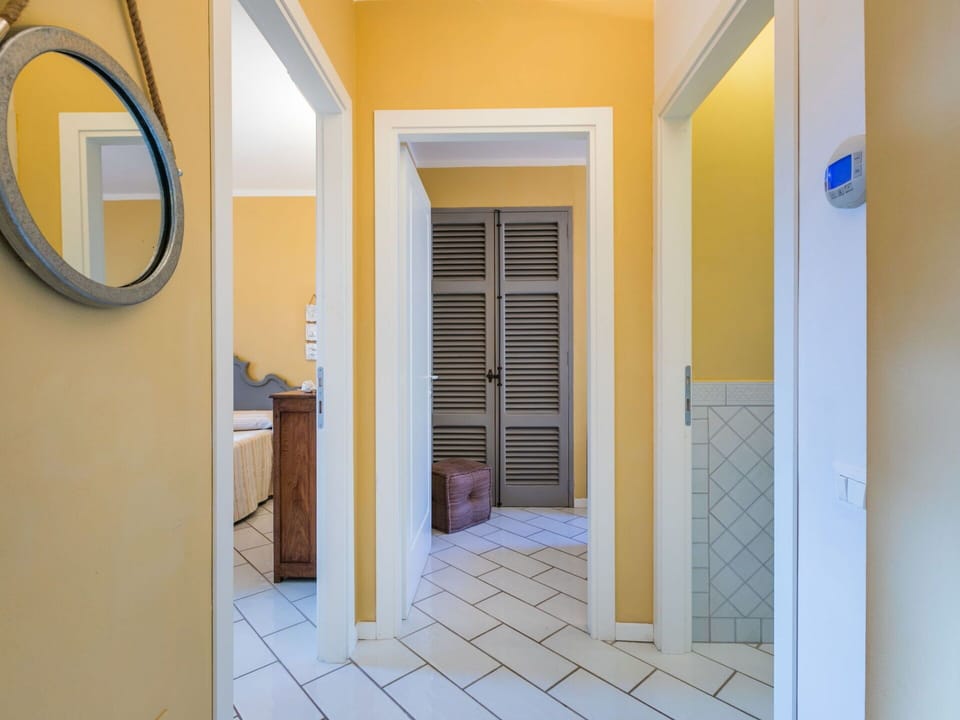 Property, Building, Door, Interior Design, Floor, Wood, Home Door, Shade, House