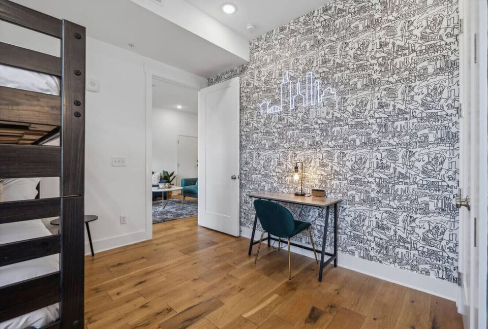 Working while visiting music city? Desk area is provided.