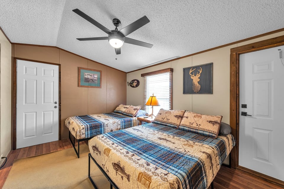 Indoors, Bed, Bedroom, Furniture, Room