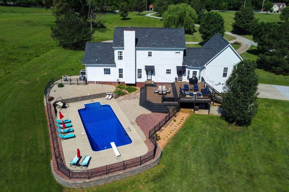 Private pool. Please note pool is not heated and will be closed in cooler months.  