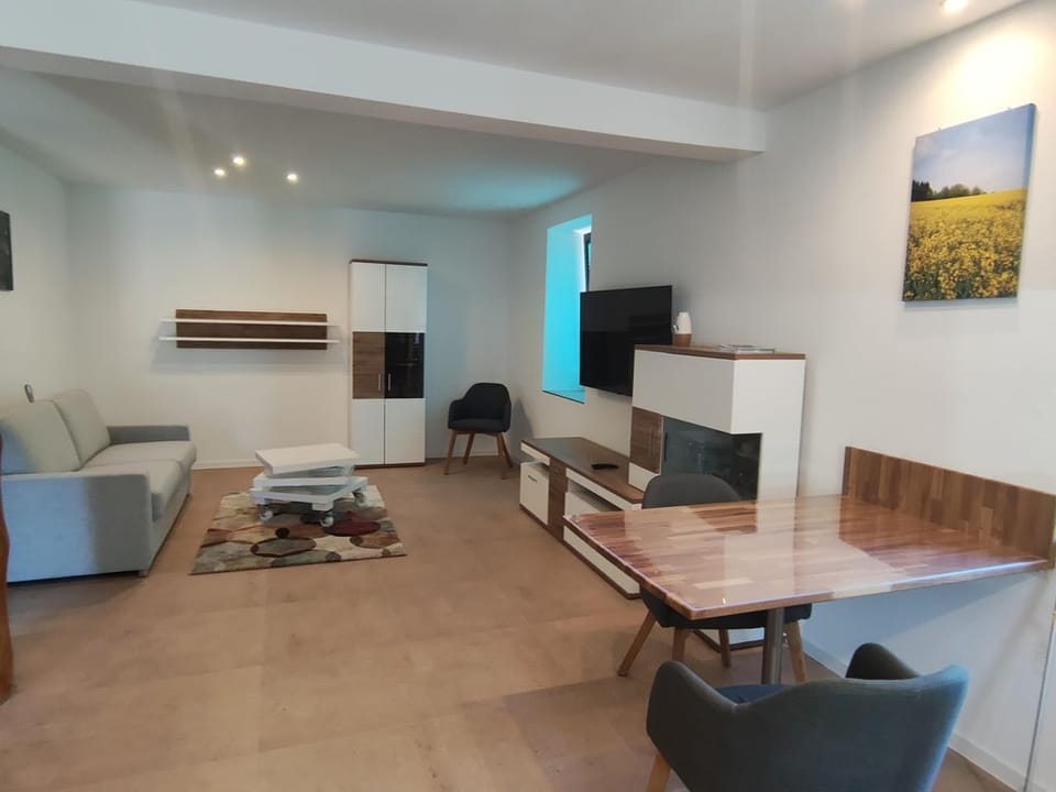 Apartment/flat, shower and bath, WC, wheelchair accessible - Em Klaus sei Haus Apartment in Rhineland-Palatinate