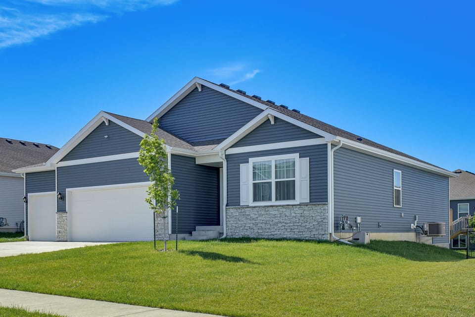 Property Exterior | Deck