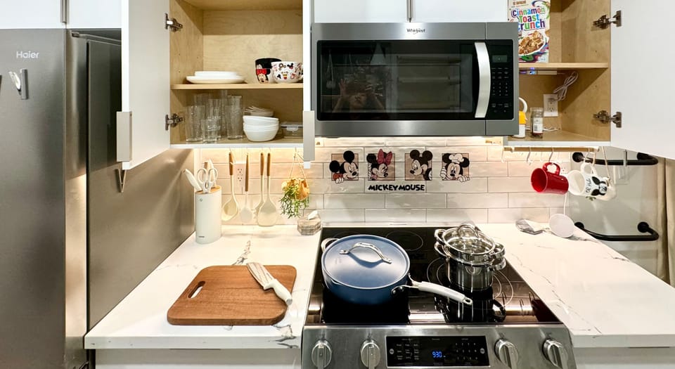 Fully loaded kitchen