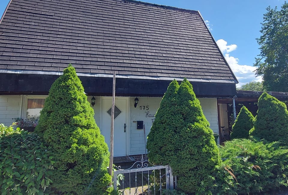 Facade / entrance