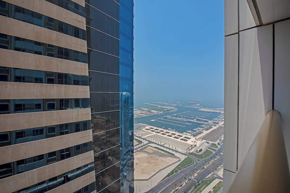 Sea views towards the cruise ship port and Palm Jumeirah