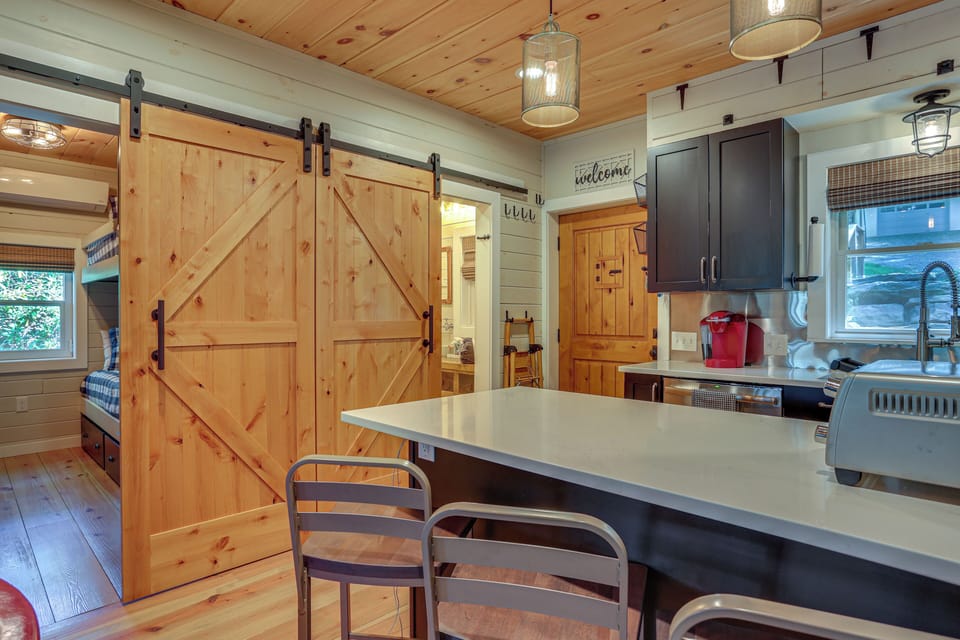 Dining Area | 1st Floor | Breakfast Bar | Dishware/Flatware