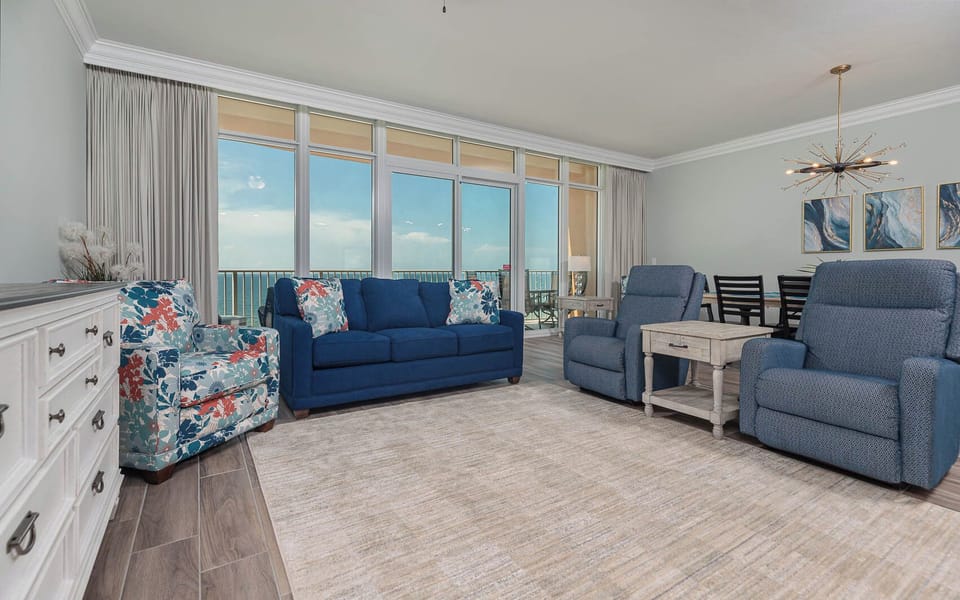 Phoenix Gulf Towers 702, Tower One, Orange Beach, Alabama, beach front, 2 bedroom condominium on the 7th floor