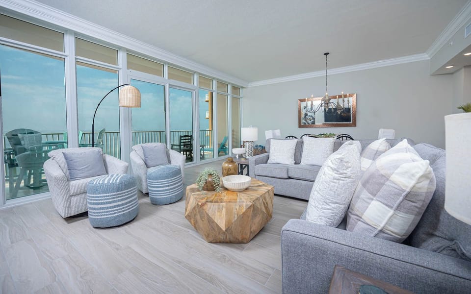Phoenix Gulf Towers 806, Tower Two, Orange Beach, Alabama, beach front, 2 bedroom condominium on the 8th floor