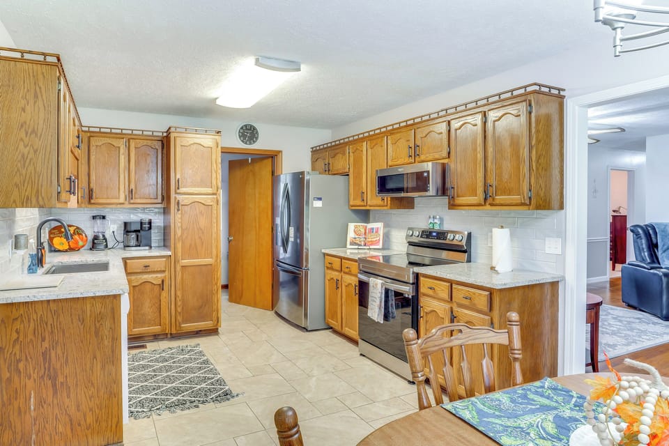 Kitchen | Cooking Basics | Dual Drip/Keurig Coffee Maker