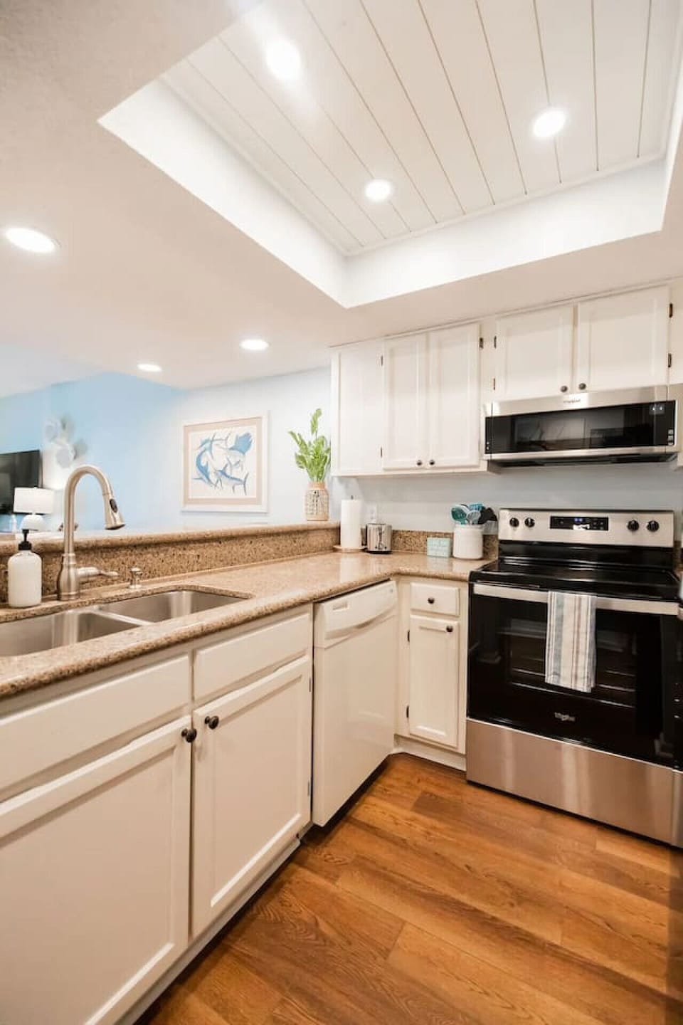 Cook up a storm in our beautiful kitchen!
