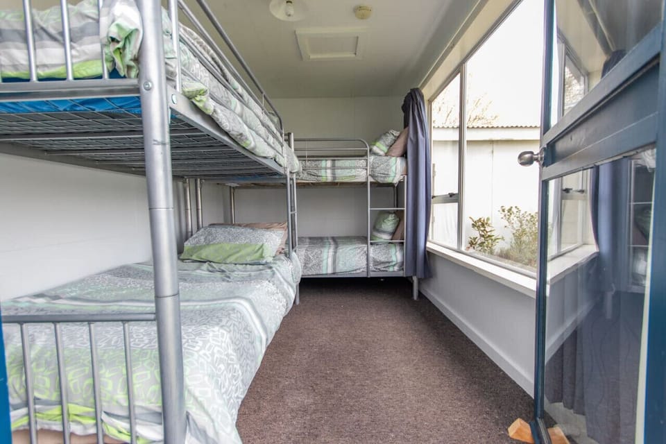 Sleep Out / Bedroom 4
