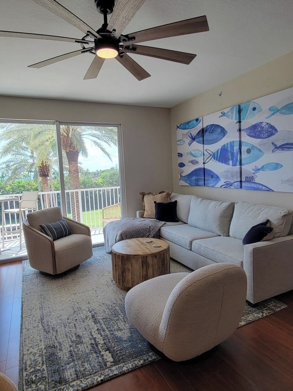 Cozy bright living room with a view!